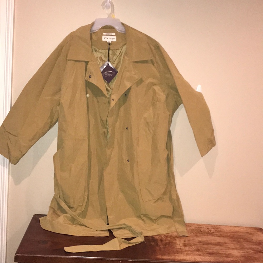 New women water resistant jacket size 3x with pockets and belt